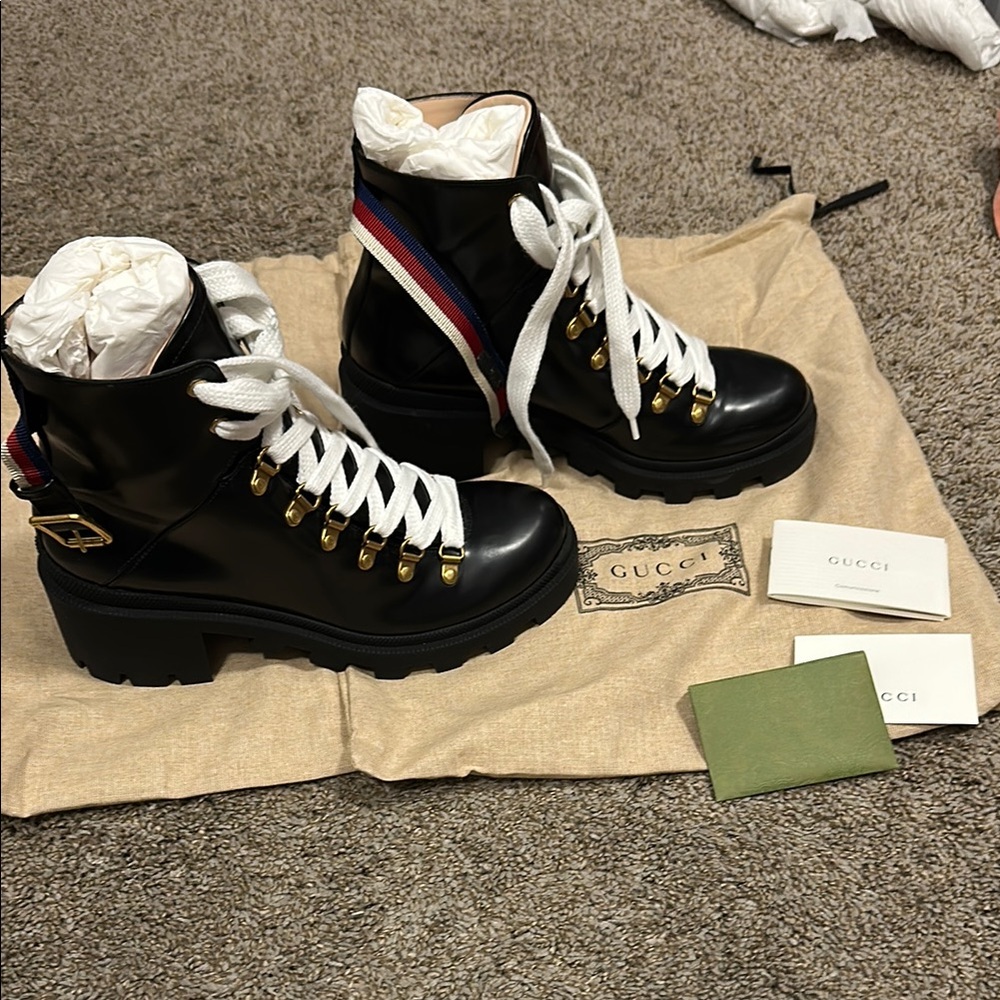 Gucci Women's Black Leather Boots